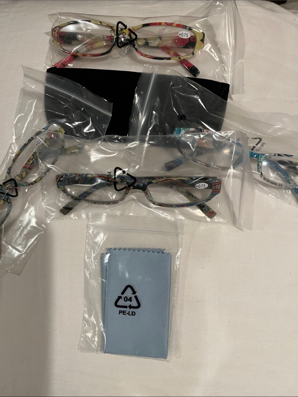 Set of Four Multicolor Reading Glasses with Four Black Cases & Cleaning Cloth - Picture 8 of 8